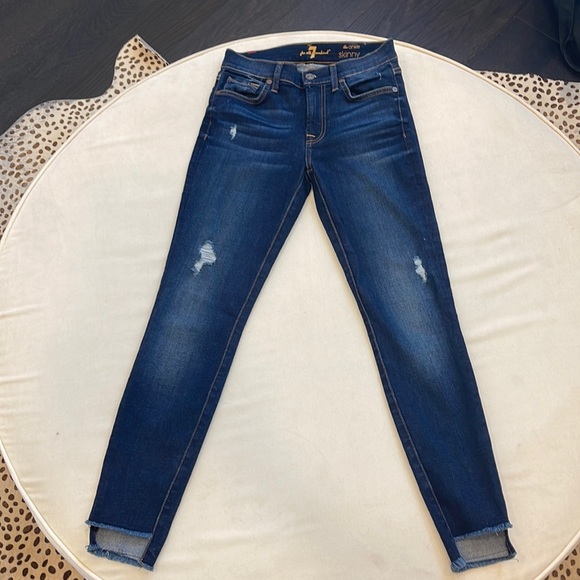 Skinny Ankle Jeans. - Picture 1 of 7